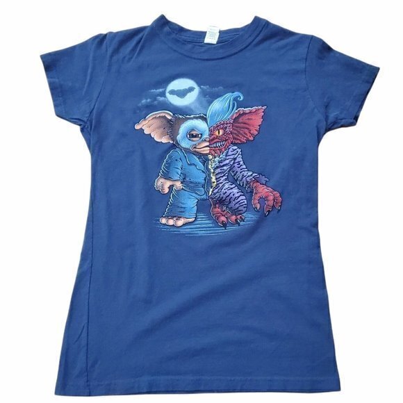 Graphic Tee Tops - Gremlins x Batman Two-Face‎ Juniors Small Graphic Tee